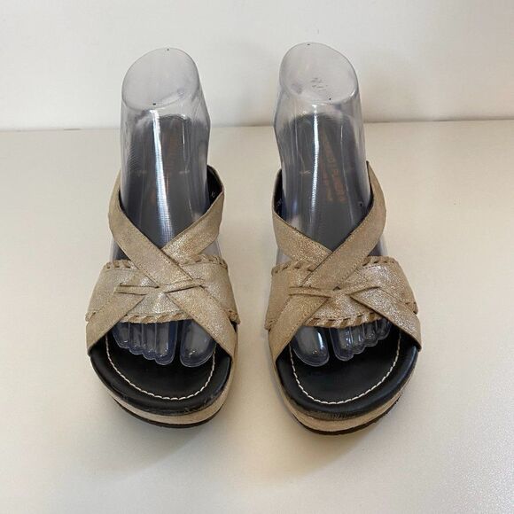 Donald J Pliner Brown Metallic Leather Wedge Sandals - Picture 3 of 6